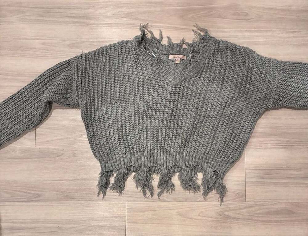Love Tree Oversized V-Neck Distressed Sweater Size M Gray Fringe Knit